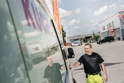 Kanalreinigung in Walderbach mit Saugfahrzeugen